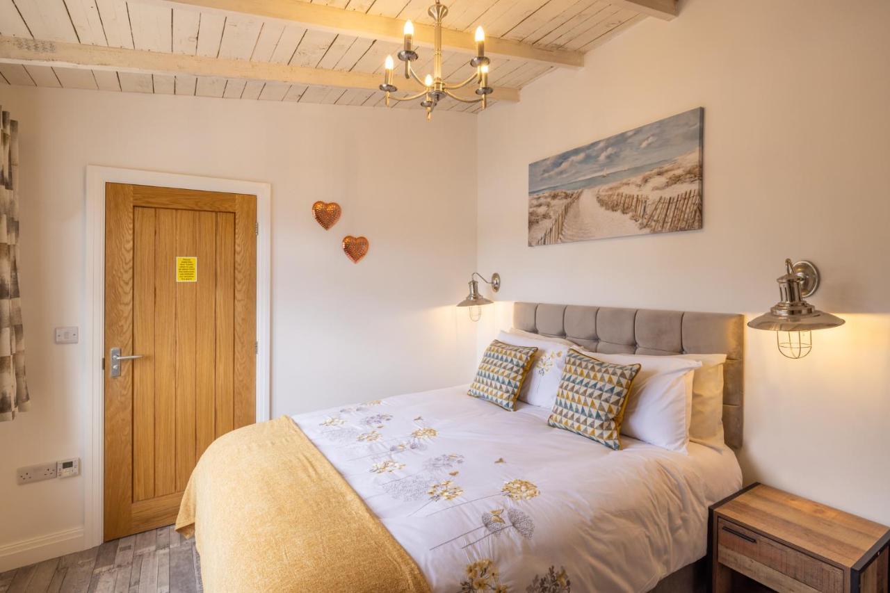 Villa Den Of Joy Humberston Fitties Sleeps 6,Hot Tub,Log Burner Cleethorpes Esterno foto